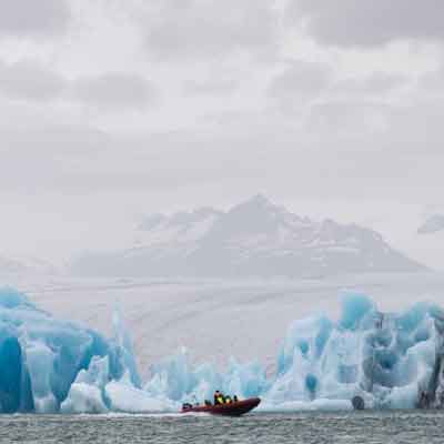 J&ouml;kuls&aacute;rl&oacute;n Schlauchboot